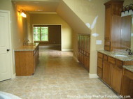 a_look_back_towards_the_master_bedroom_suite.JPG