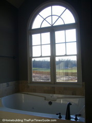 master_bath_tub_with_window.JPG