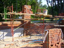 pierced_brick_wall_screen6.JPG