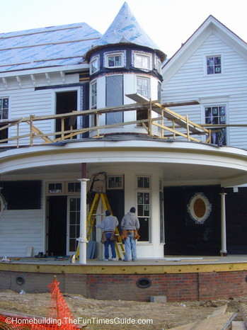 porch_with_foundation_vents.JPG