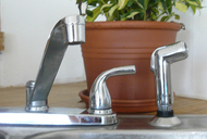 replace_kitchen_spray_nozzle.jpg